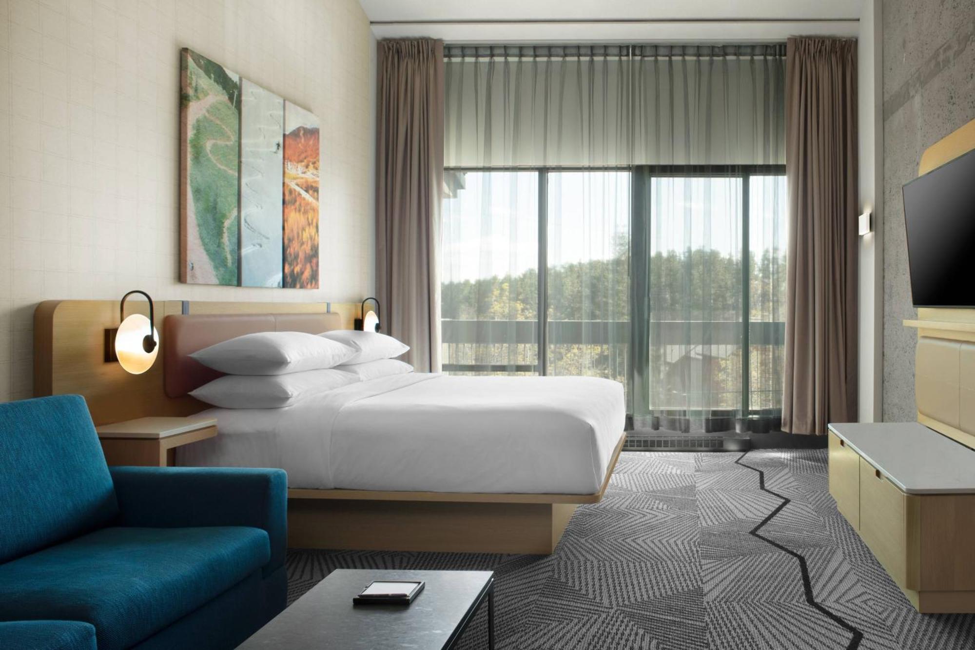 Delta Hotels By Marriott Mont Sainte-Anne, Resort & Convention Center Beaupre Exterior photo